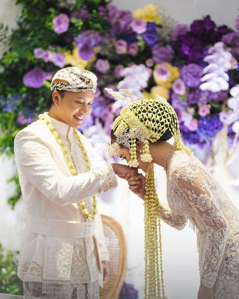 Instagram.com/rizkyfbian